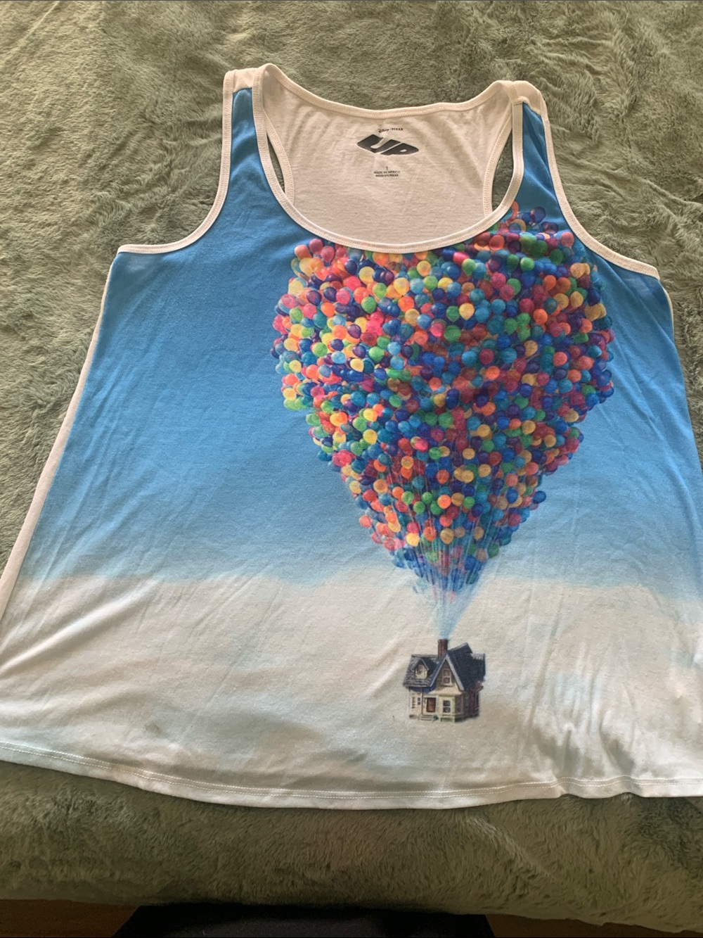 Disney’s UP Blue & White Tank Top with Multicolor Balloon Graphic🎈🎈🎈🎈